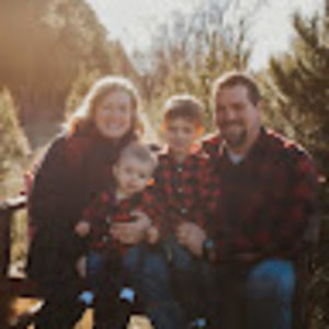 Meet your Posher, Cody & katelyn